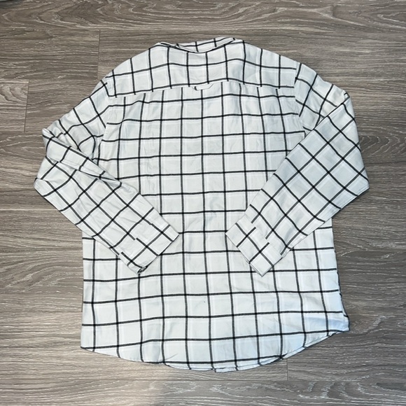 Christian Lacroix button down shirt. Size XL. NWT - Picture 4 of 4